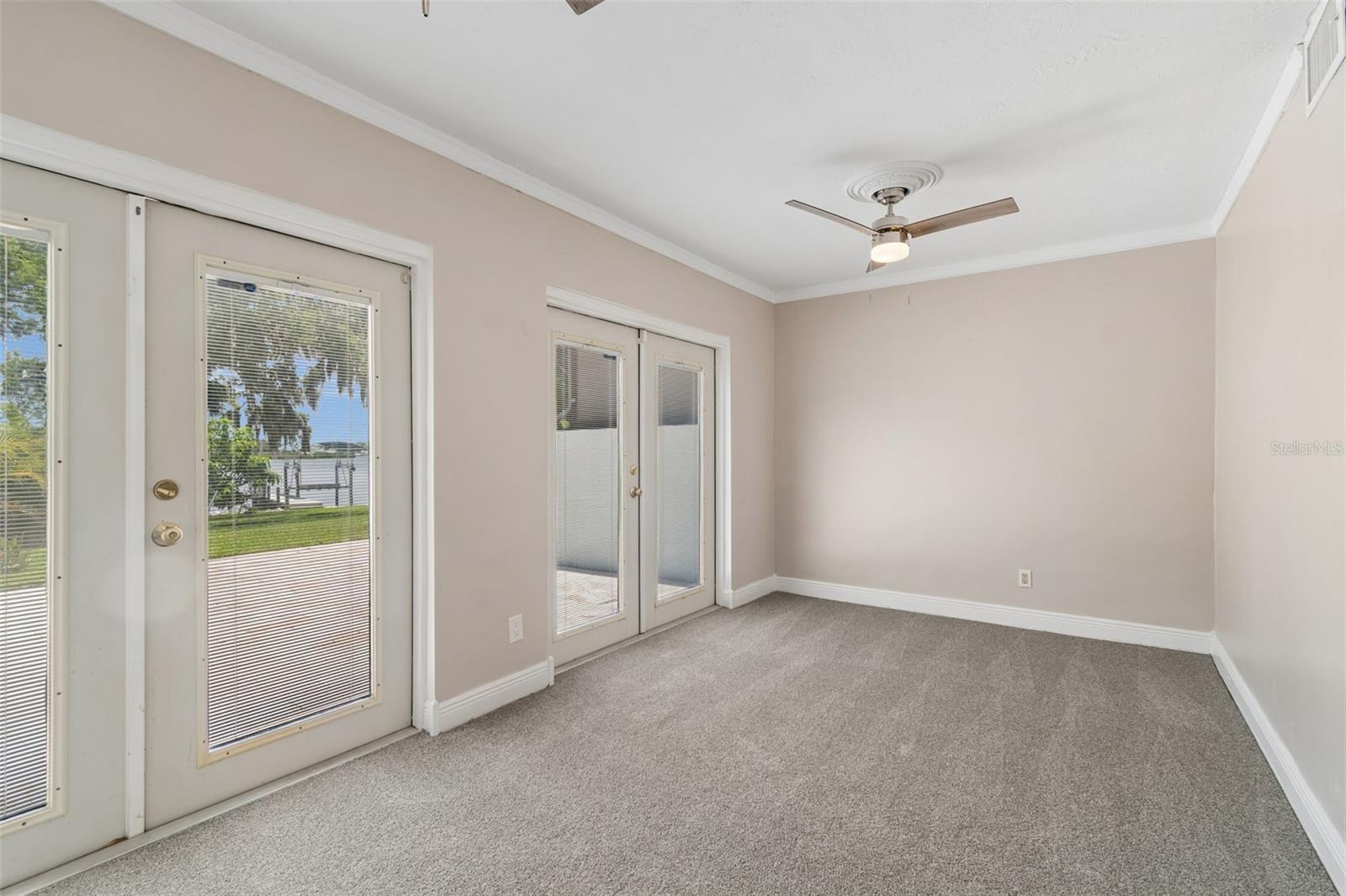 904 BAYSHORE DR — photo 36