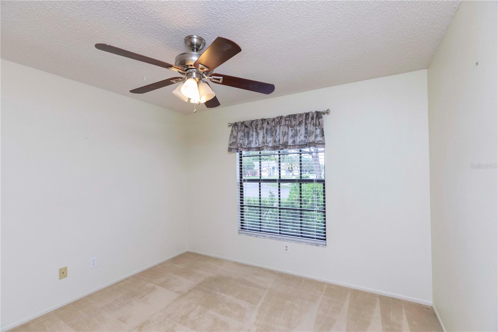 8900 WHISTLER WAY — photo 15