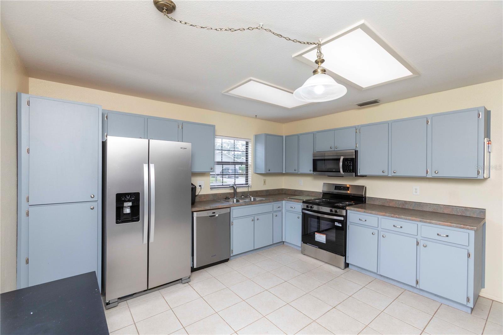 8900 WHISTLER WAY — photo 3