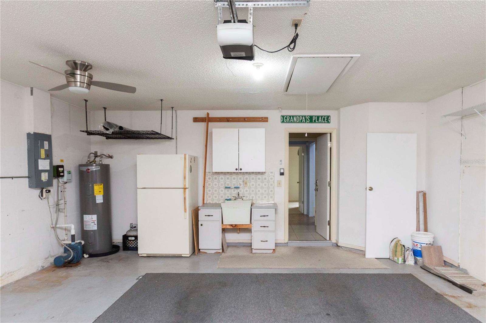 8900 WHISTLER WAY — photo 29