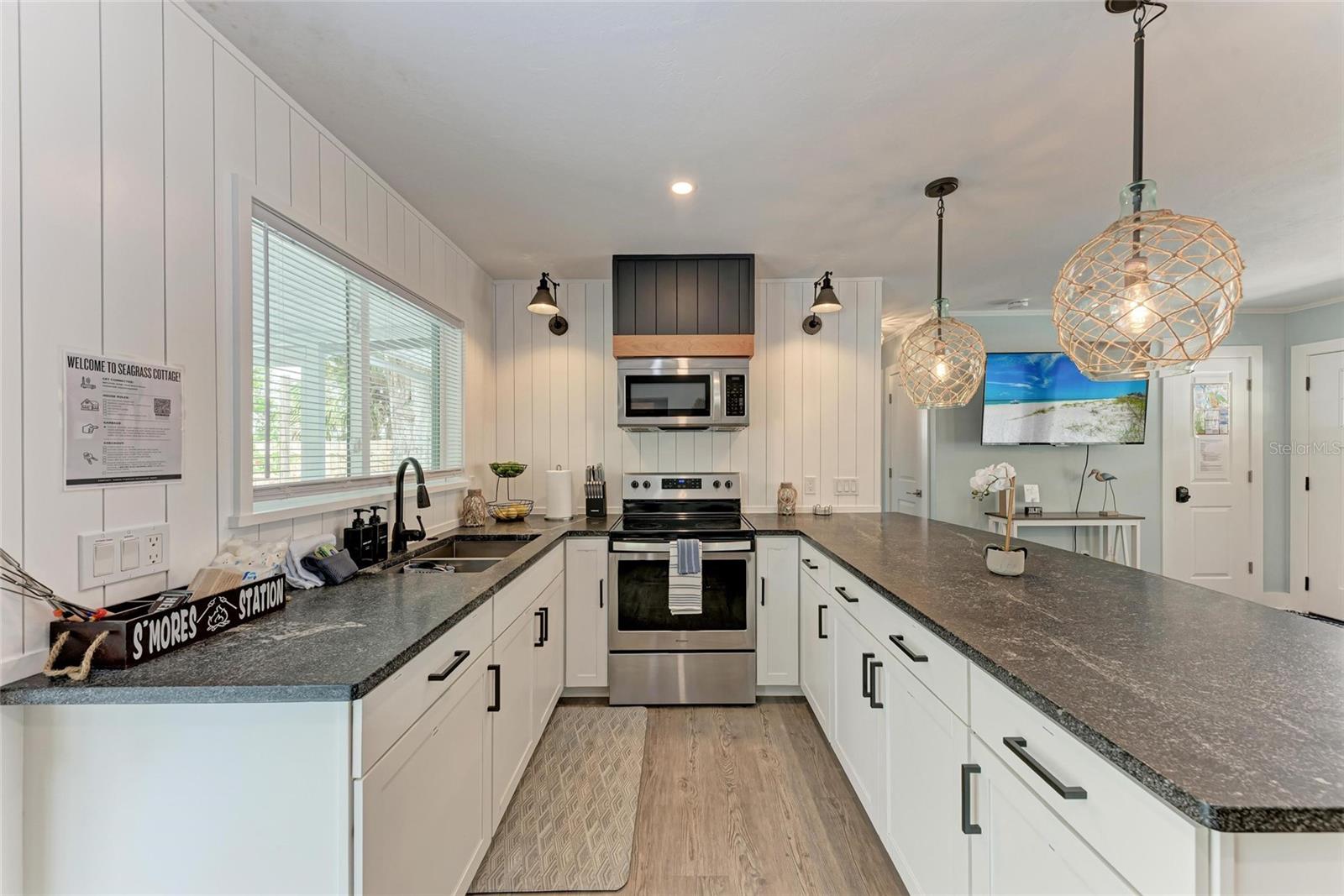 2304 BAHIA VISTA ST — photo 11