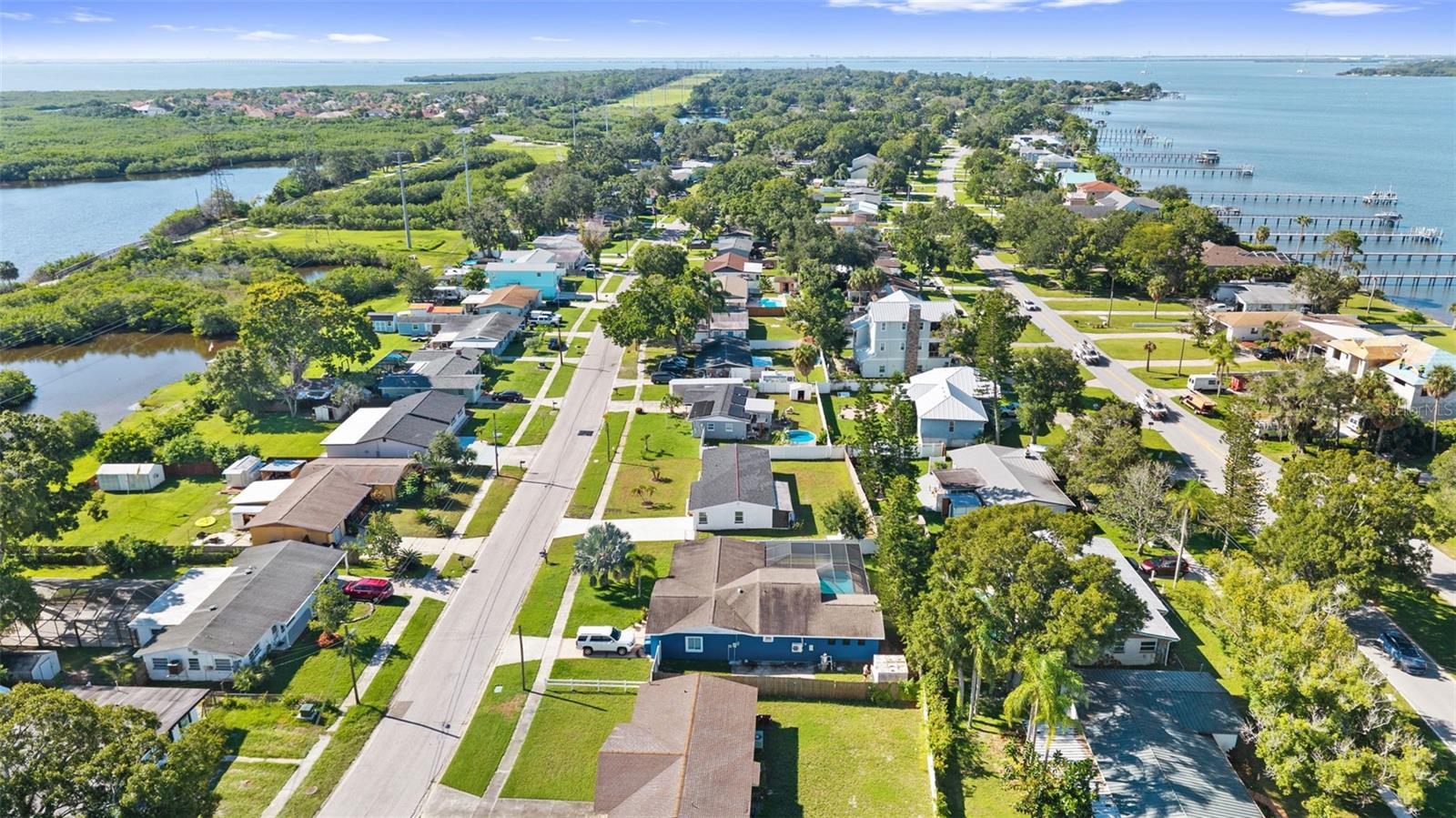 310 COUNTRY CLUB DR — photo 41