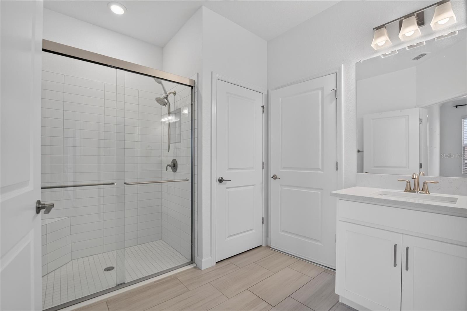 5513 LITTLE PATH DR — photo 30