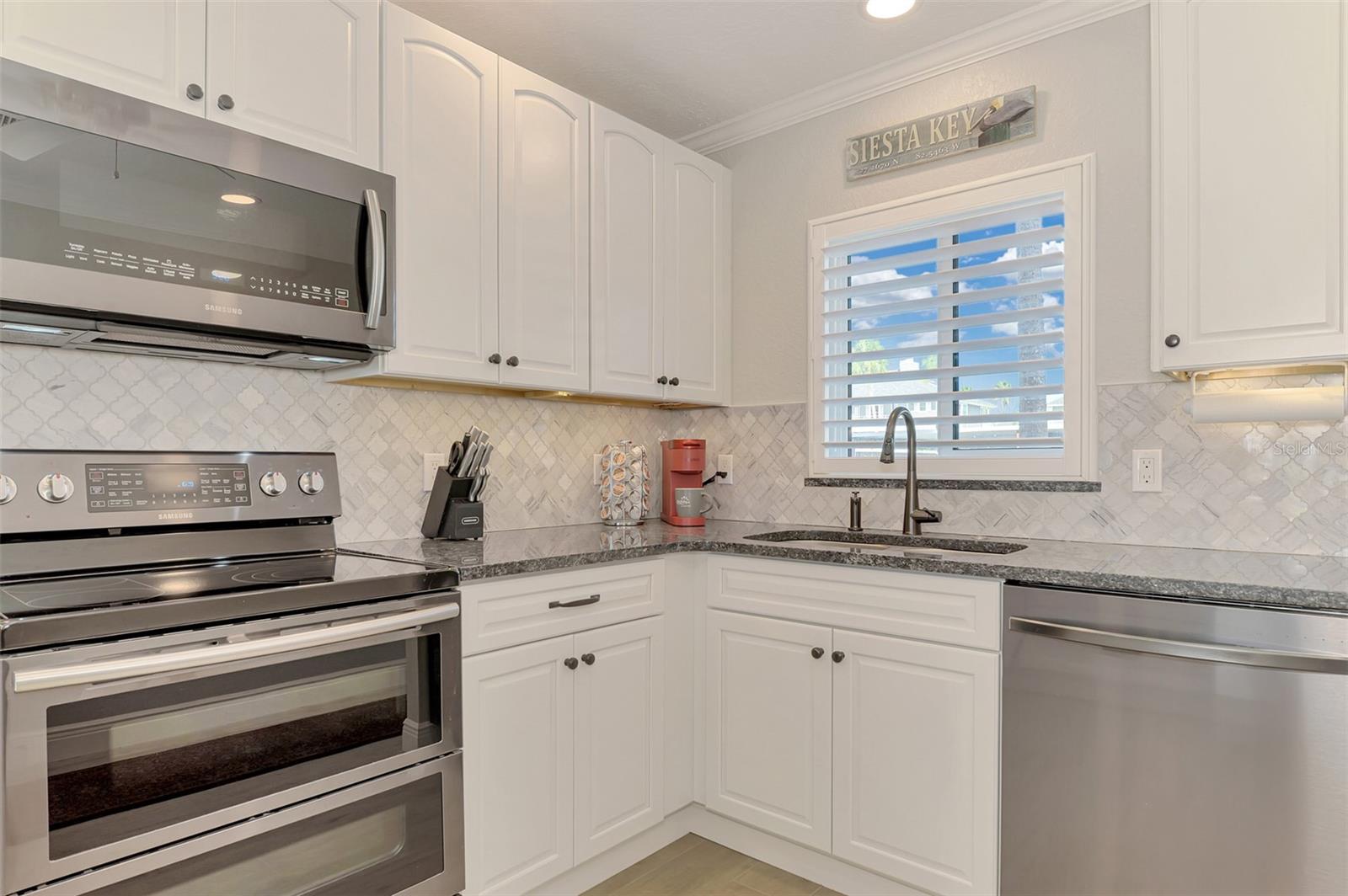 1608 STICKNEY POINT RD #8-107 — photo 26