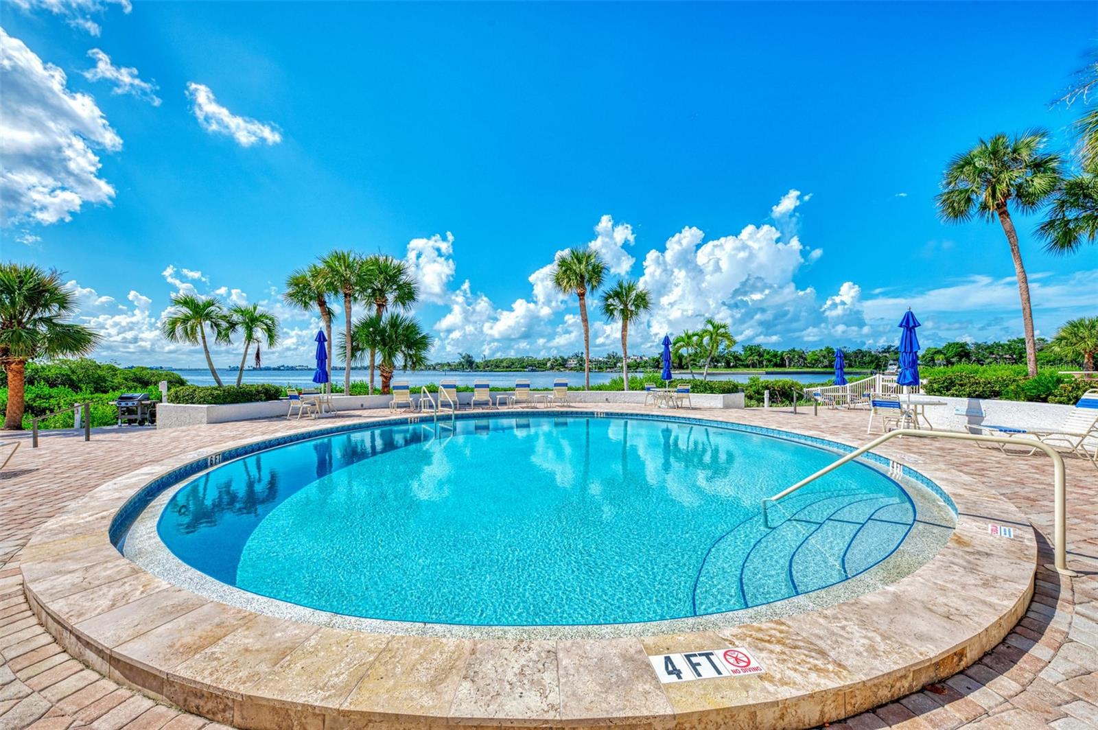 1608 STICKNEY POINT RD #8-107 — photo 47