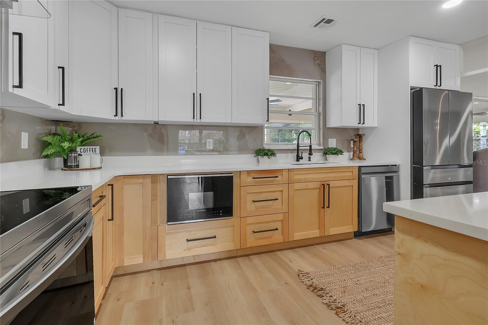 5627 OAKLAND DR — photo 11