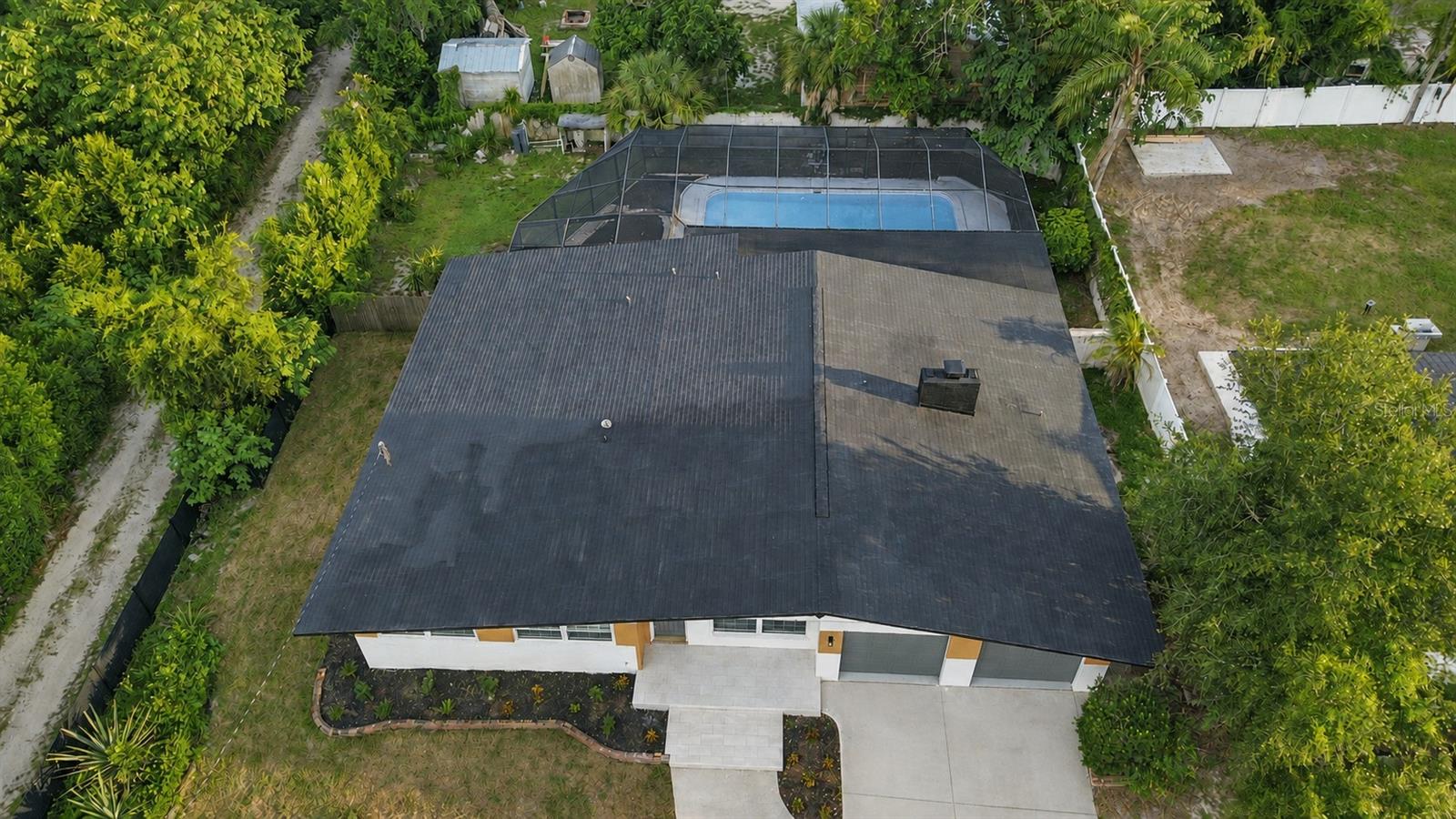 5627 OAKLAND DR — photo 41