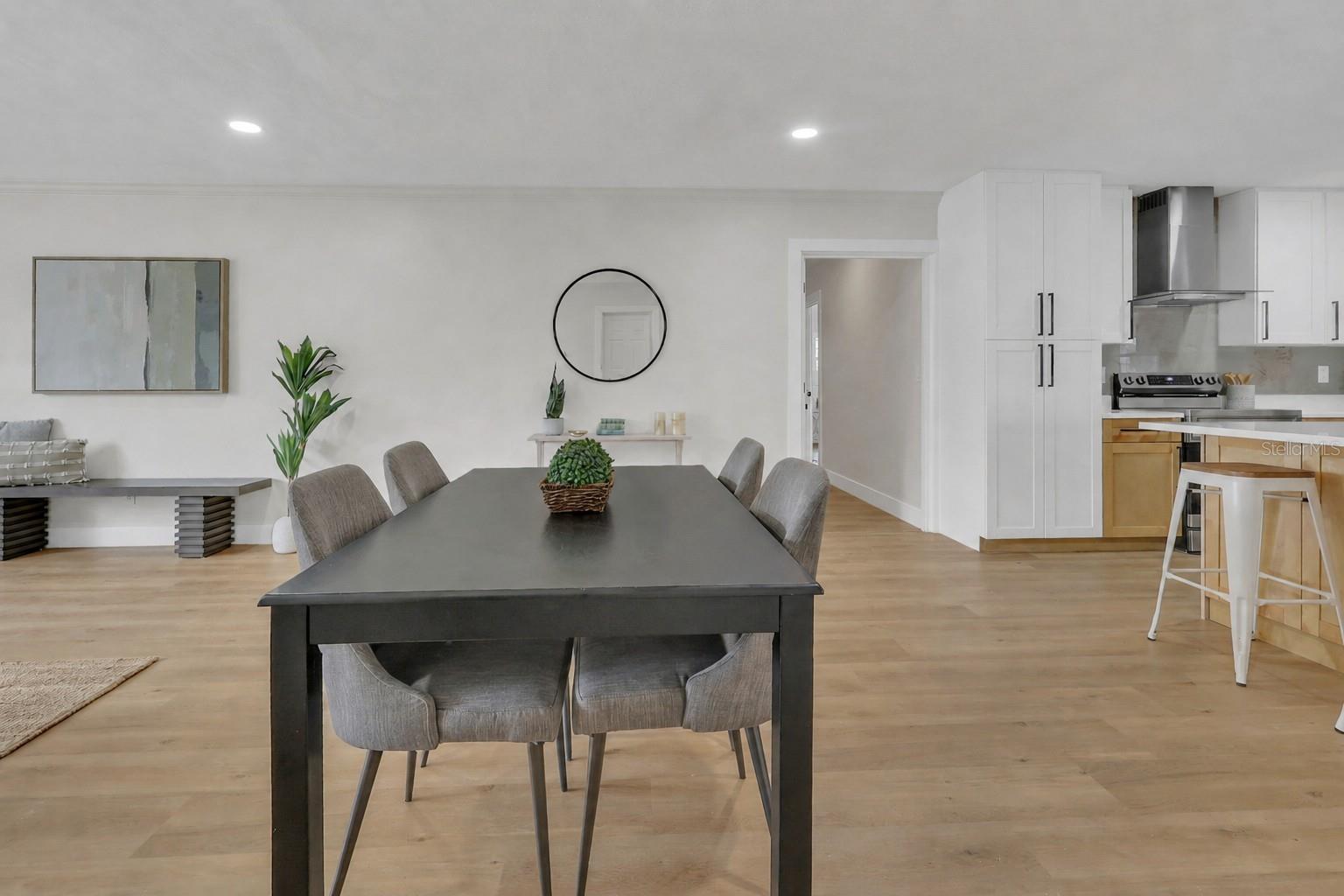5627 OAKLAND DR — photo 6