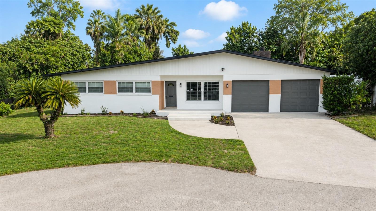5627 OAKLAND DR — photo 43