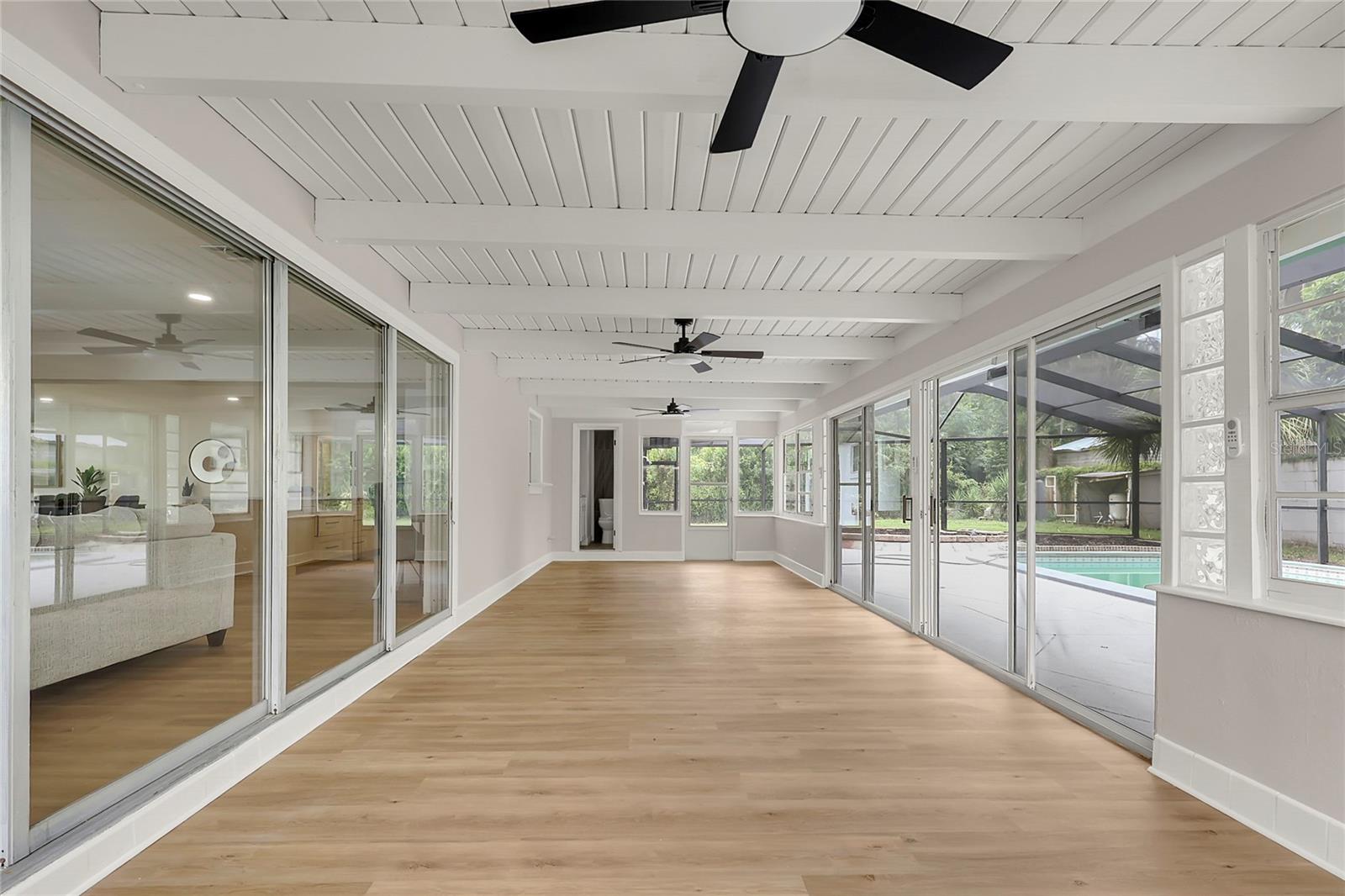 5627 OAKLAND DR — photo 35