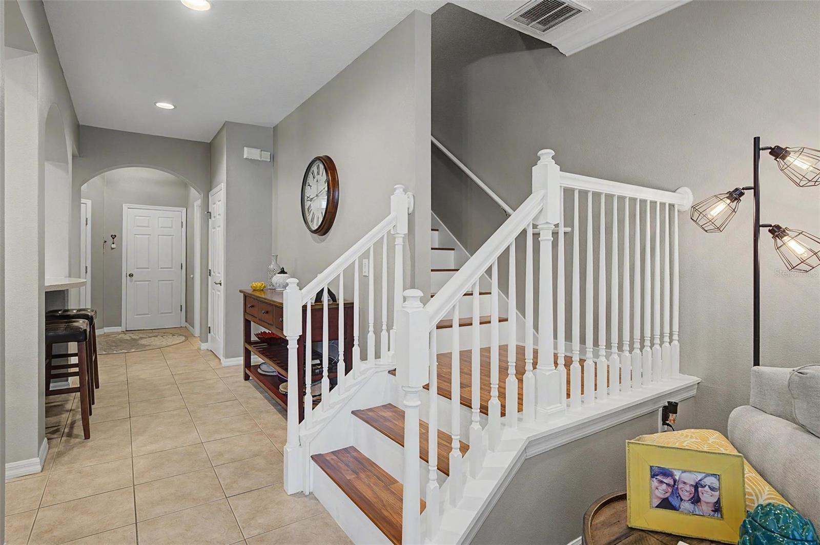 2145 PARK CRESCENT DR — photo 10