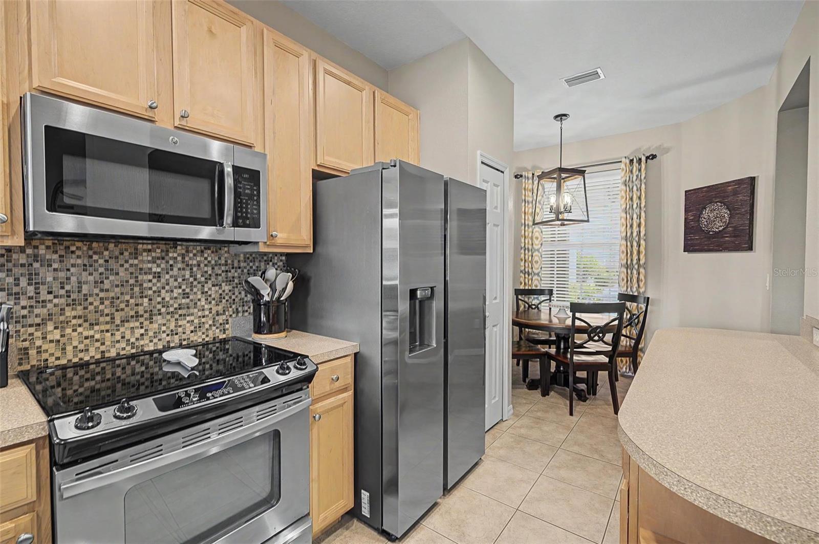 2145 PARK CRESCENT DR — photo 6