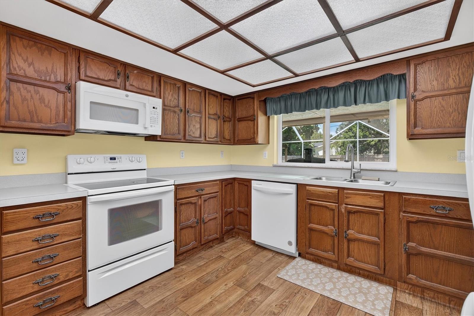 2178 MARQUITA DR — photo 13