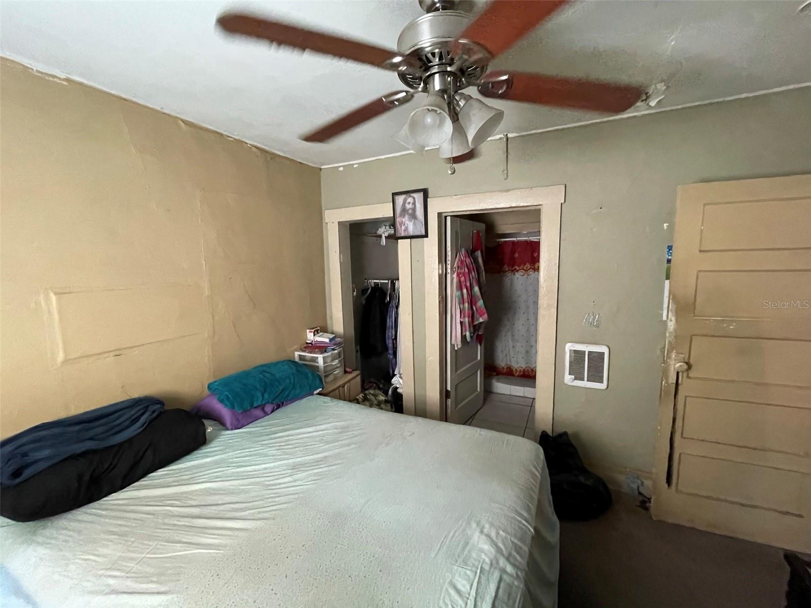 1028 E 17TH AVE — photo 32