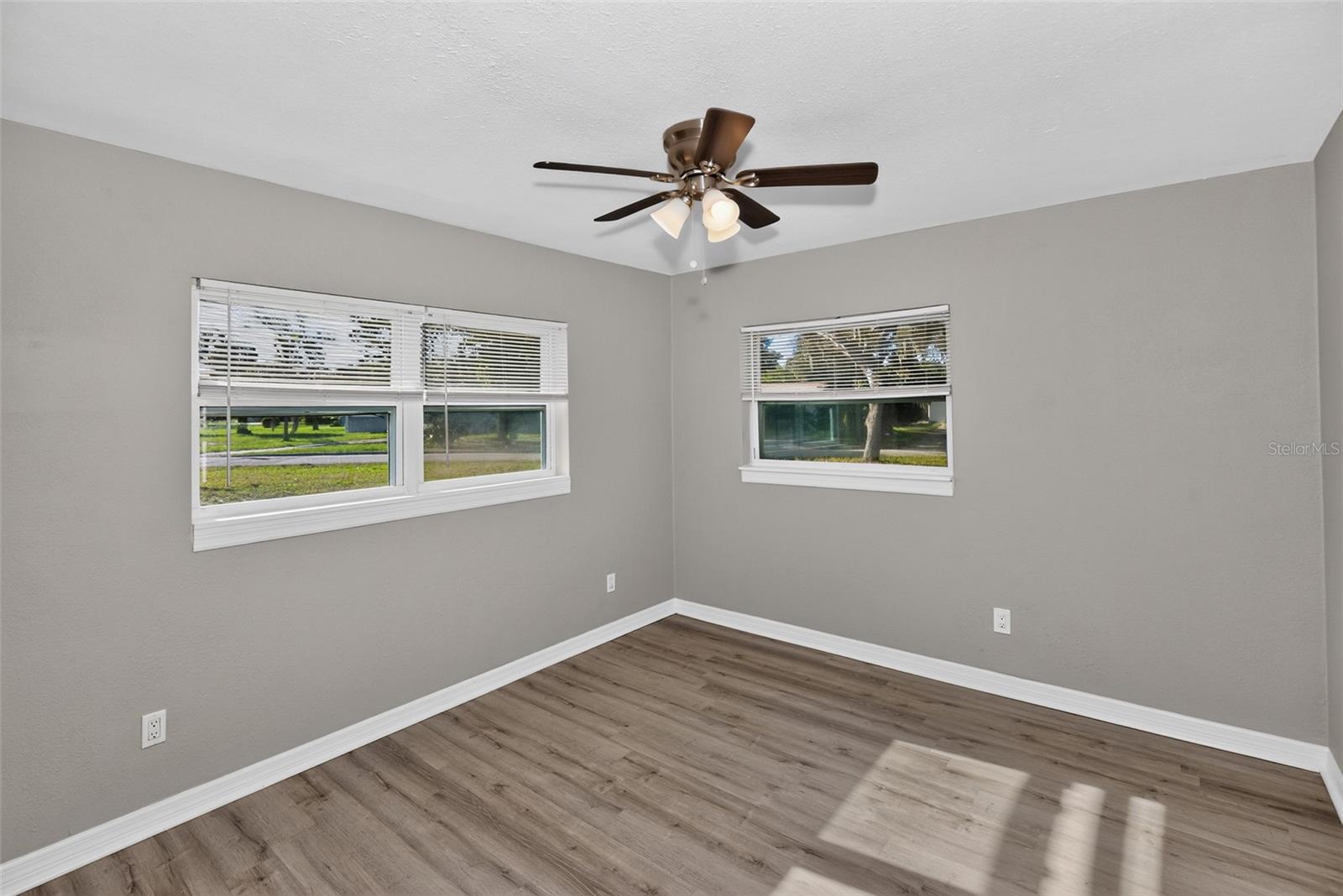 5131 ARAGON WAY S — photo 17