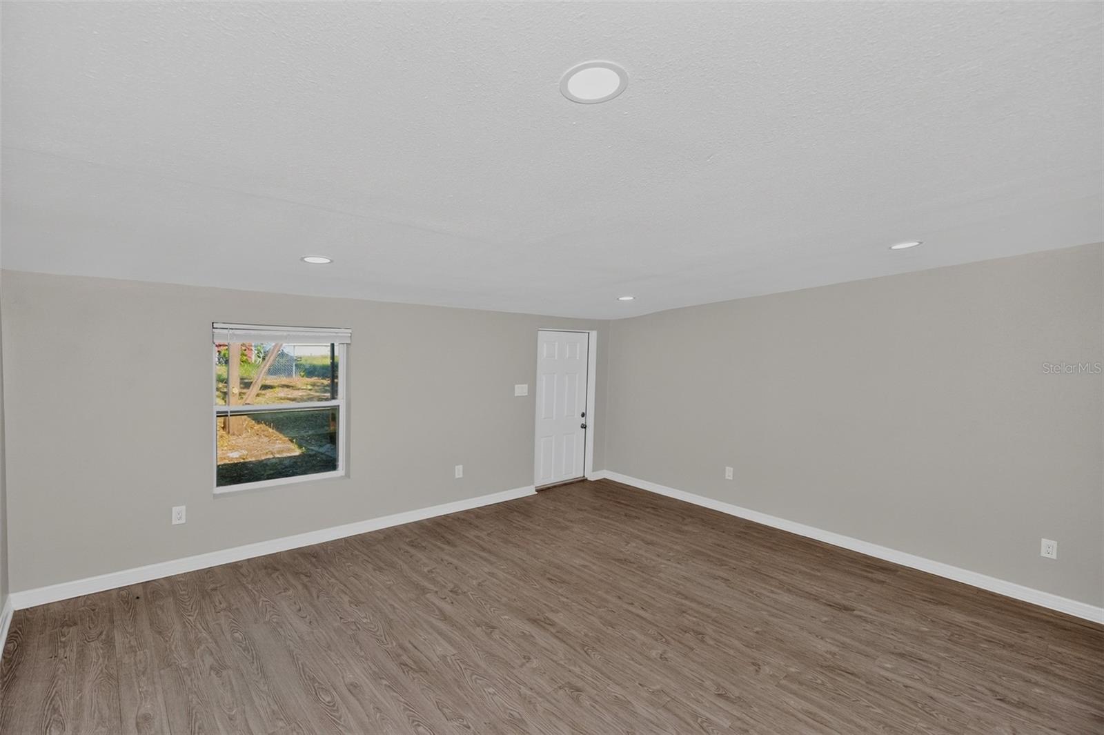 5131 ARAGON WAY S — photo 13