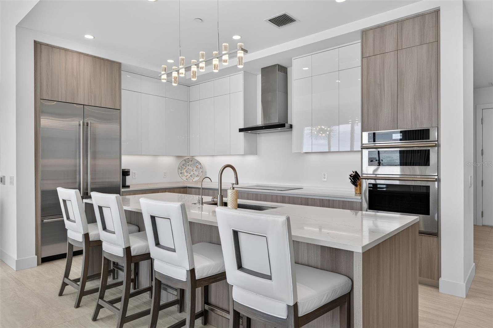 301 QUAY COMMONS #1903 — photo 6