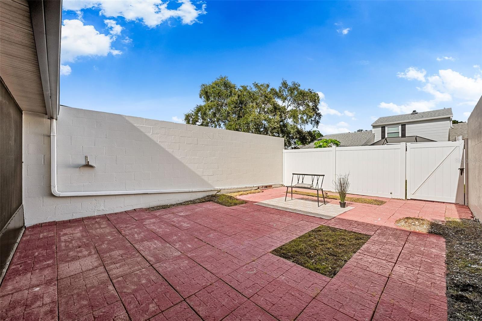 11917 CONGRESSIONAL DR — photo 34