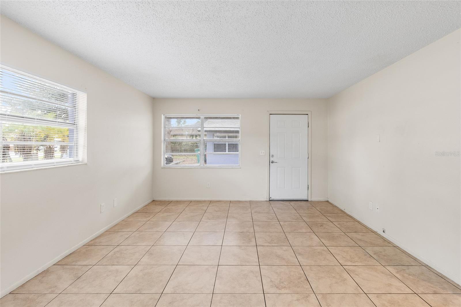 3735 141ST PL — photo 9