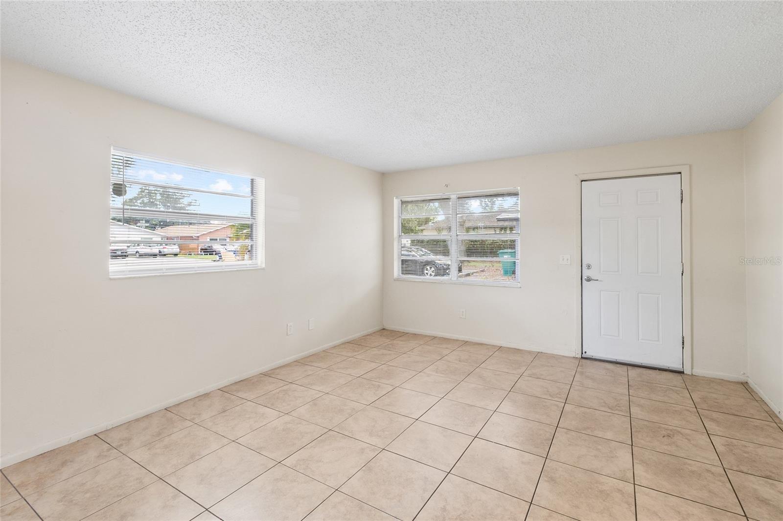 3735 141ST PL — photo 8