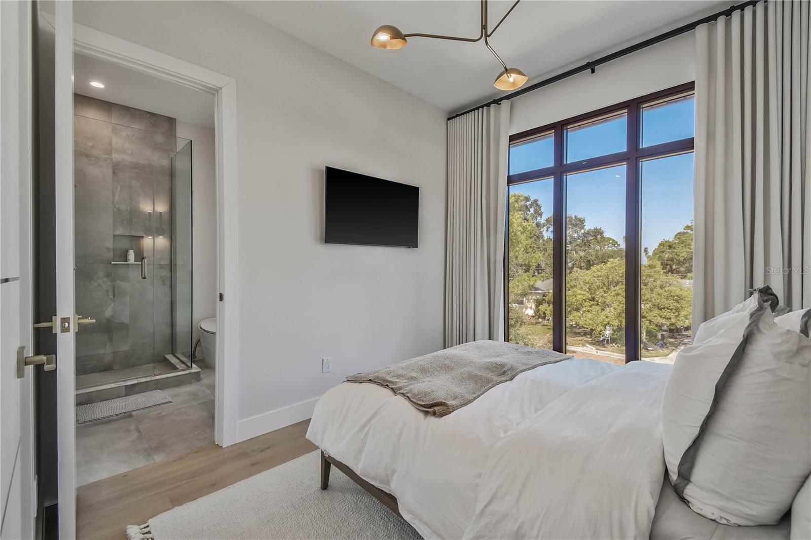 1551 PASADENA DR — photo 44