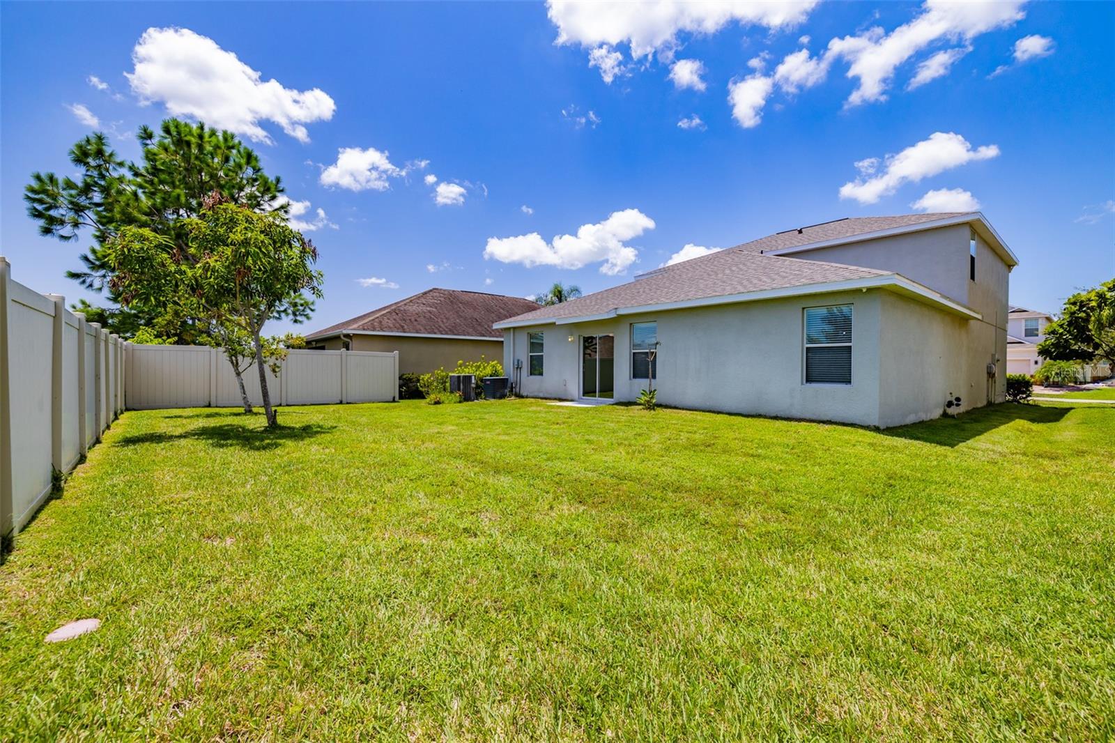 16712 MYRTLE SAND DR — photo 46
