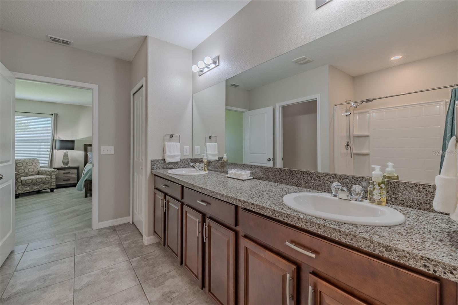 16712 MYRTLE SAND DR — photo 28