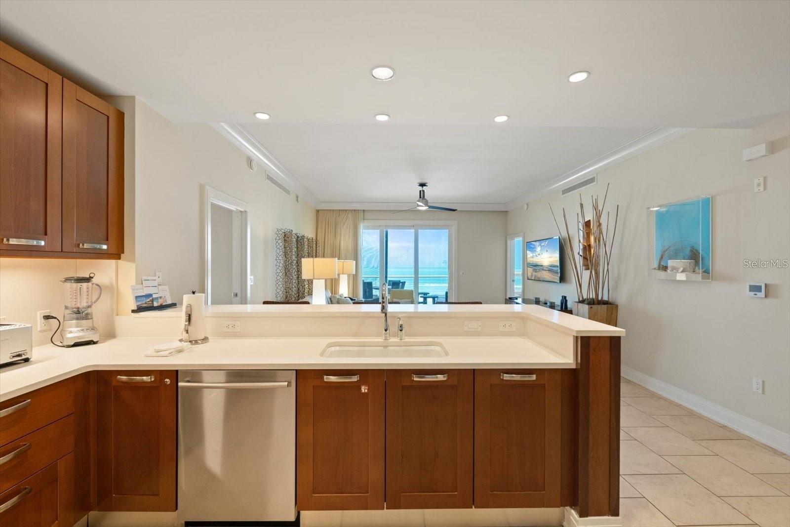 915 SEASIDE DR #405, WEEKS 22-23 — photo 6