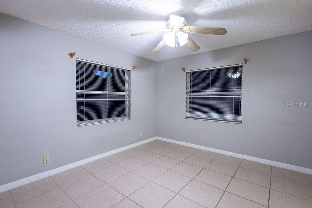1570 S BISCAYNE DR — photo 21