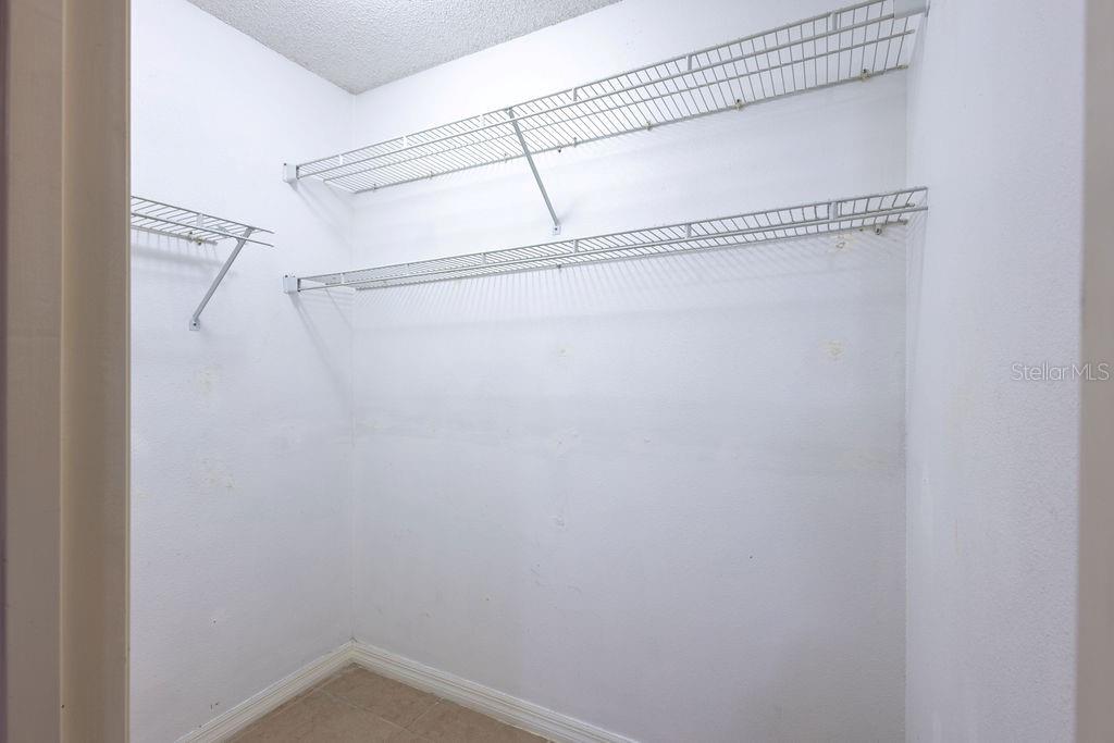 1570 S BISCAYNE DR — photo 22