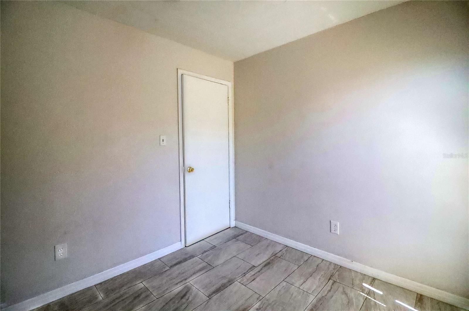 2906 E 22ND AVE — photo 15