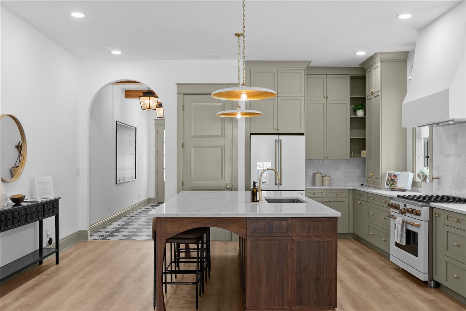 417 W ROSS AVE #2 — photo 19