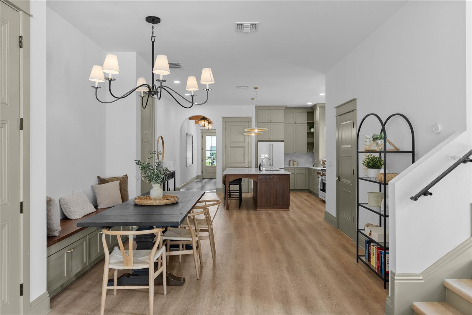 417 W ROSS AVE #2 — photo 15