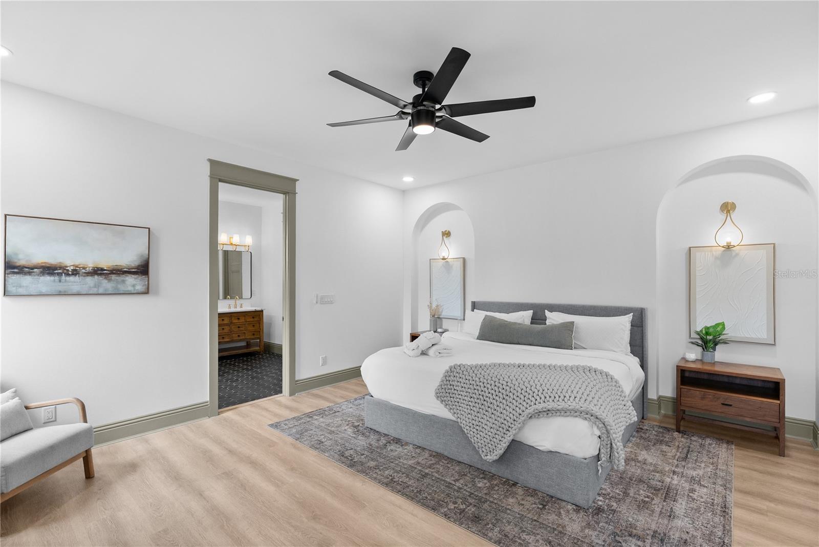 417 W ROSS AVE #2 — photo 21
