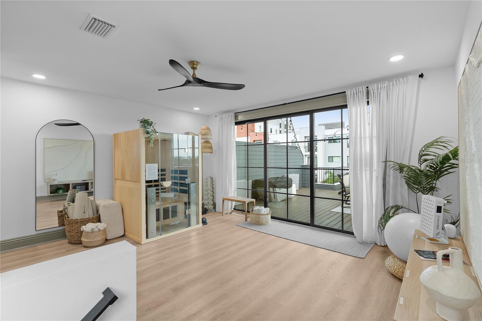417 W ROSS AVE #2 — photo 30