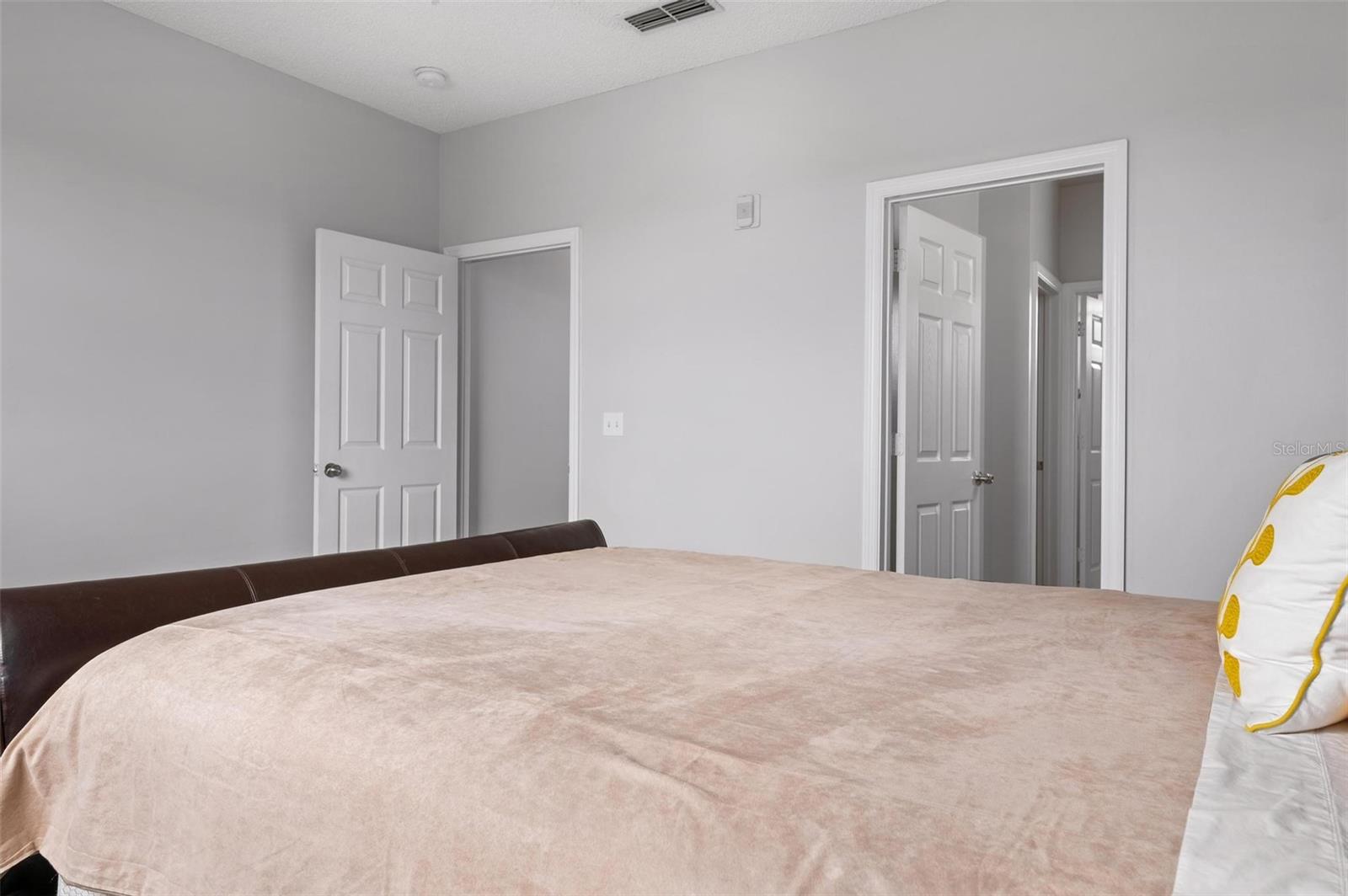 5681 BENTGRASS DR #204 — photo 19
