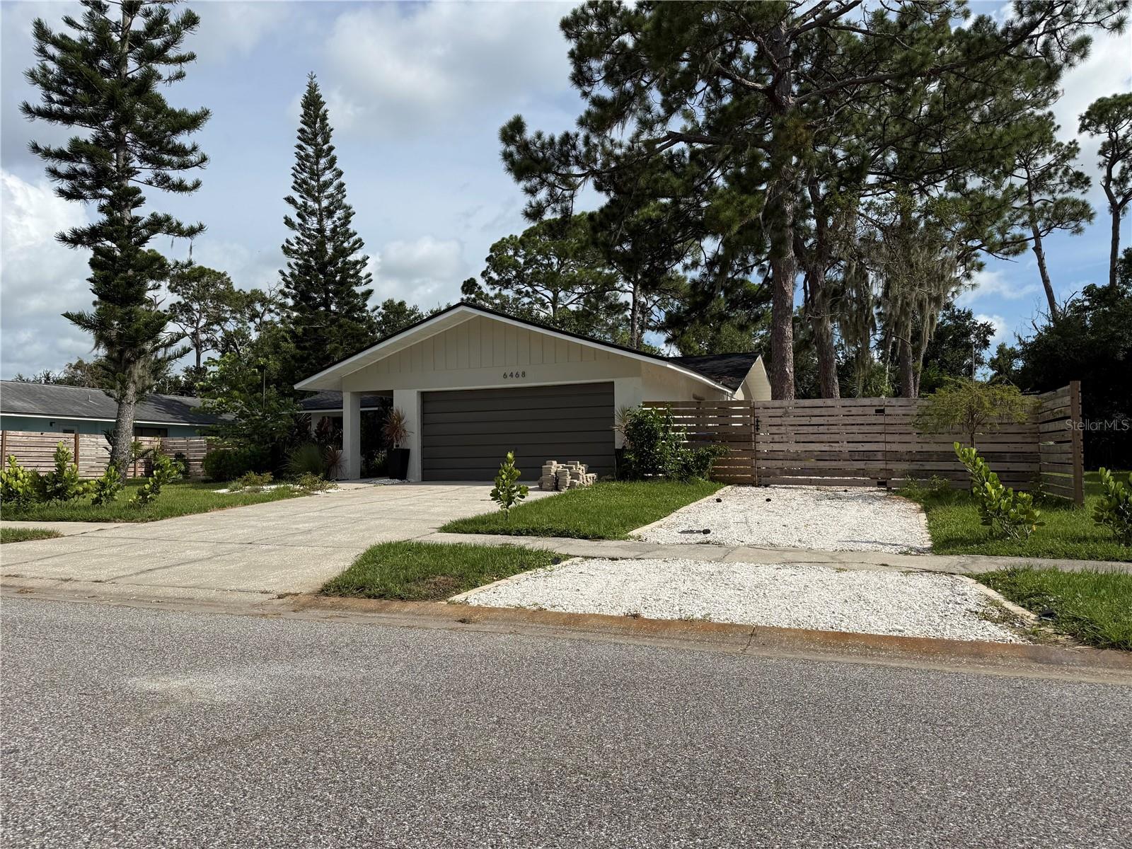 6468 JARVIS RD — photo 3