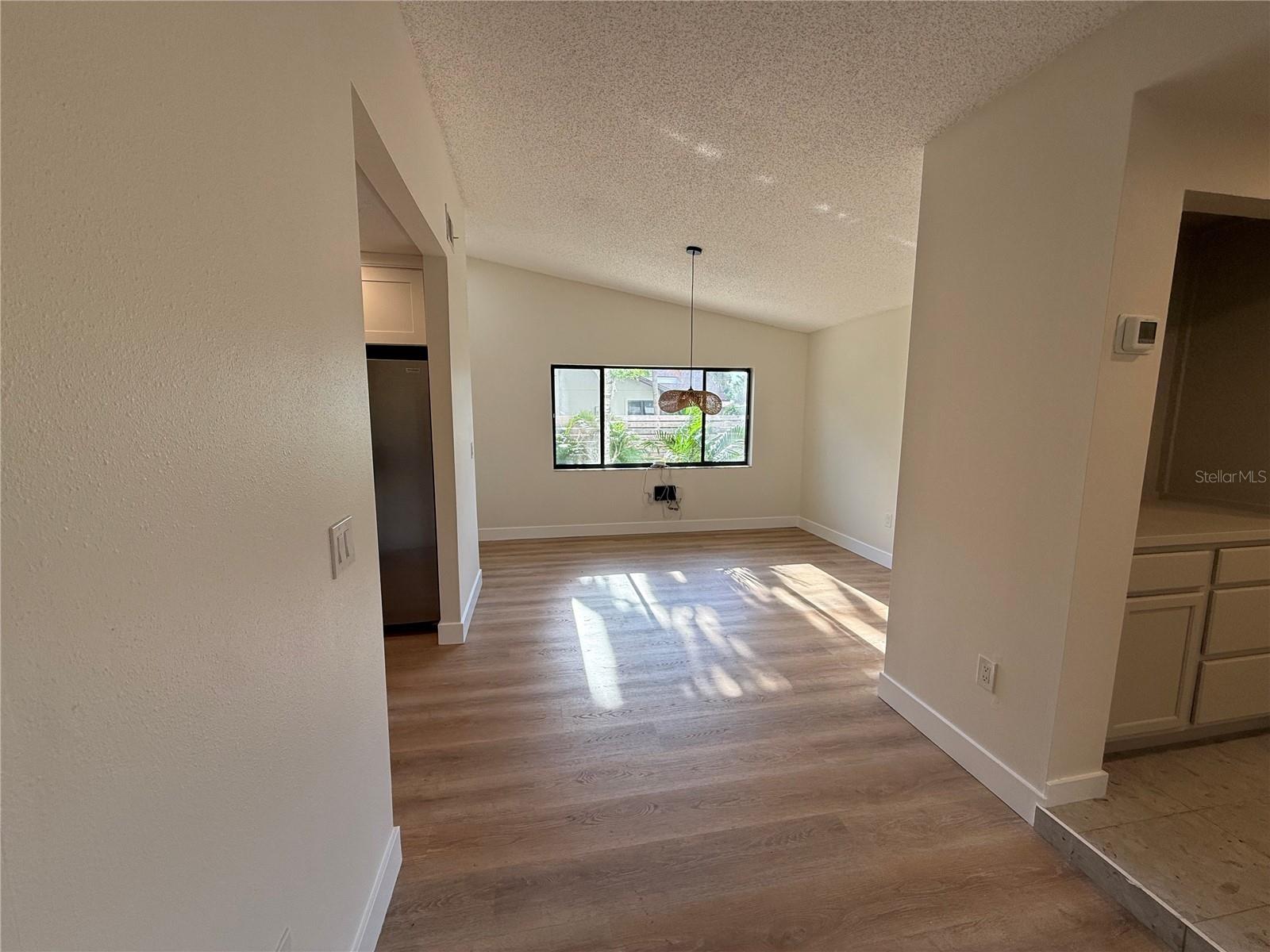 6468 JARVIS RD — photo 9