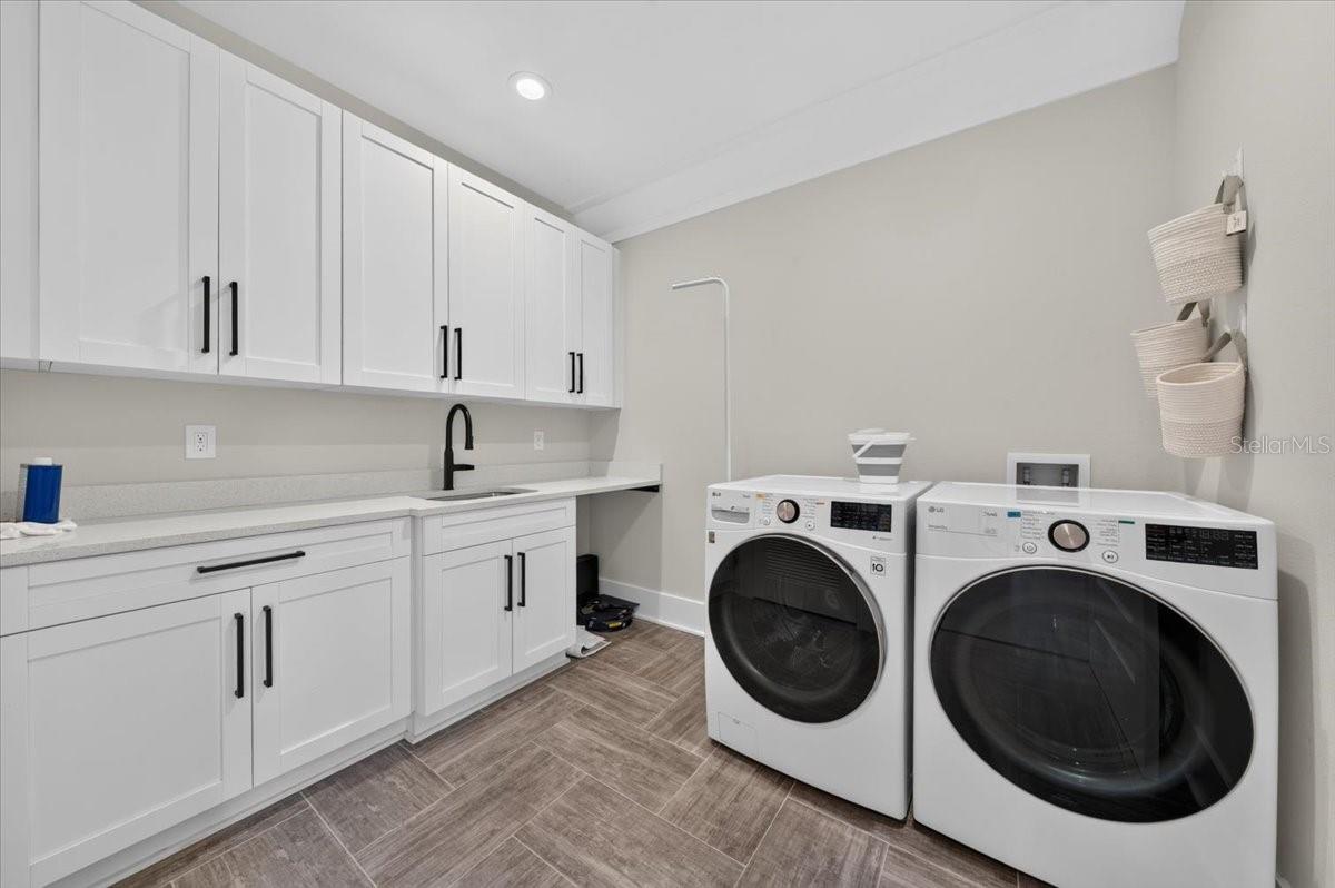 1308 W PLYMOUTH ST — photo 38