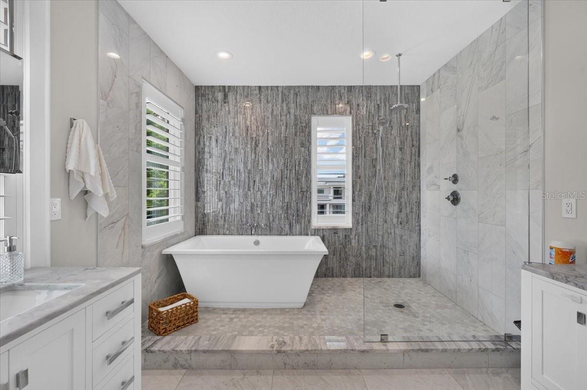 1308 W PLYMOUTH ST — photo 44