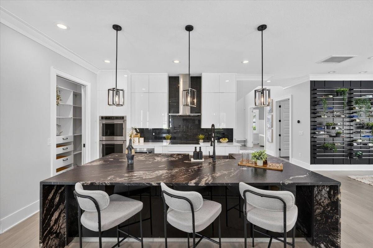 1308 W PLYMOUTH ST — photo 14