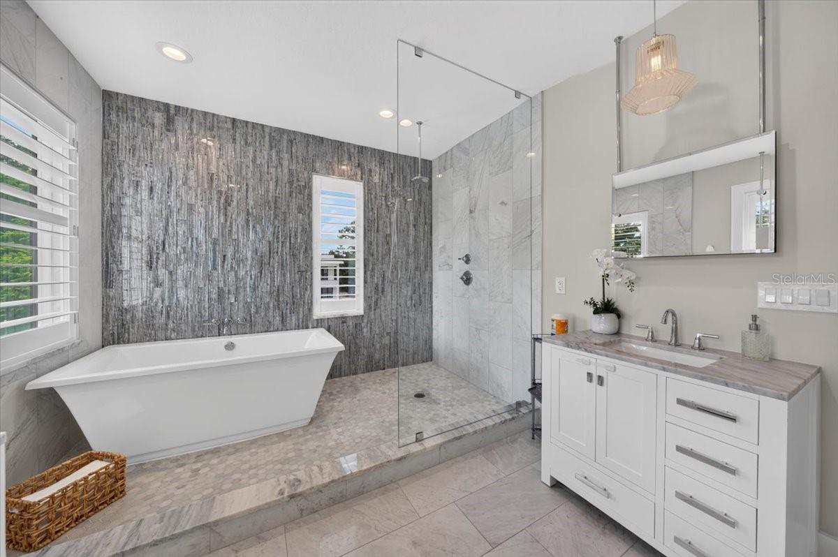 1308 W PLYMOUTH ST — photo 45