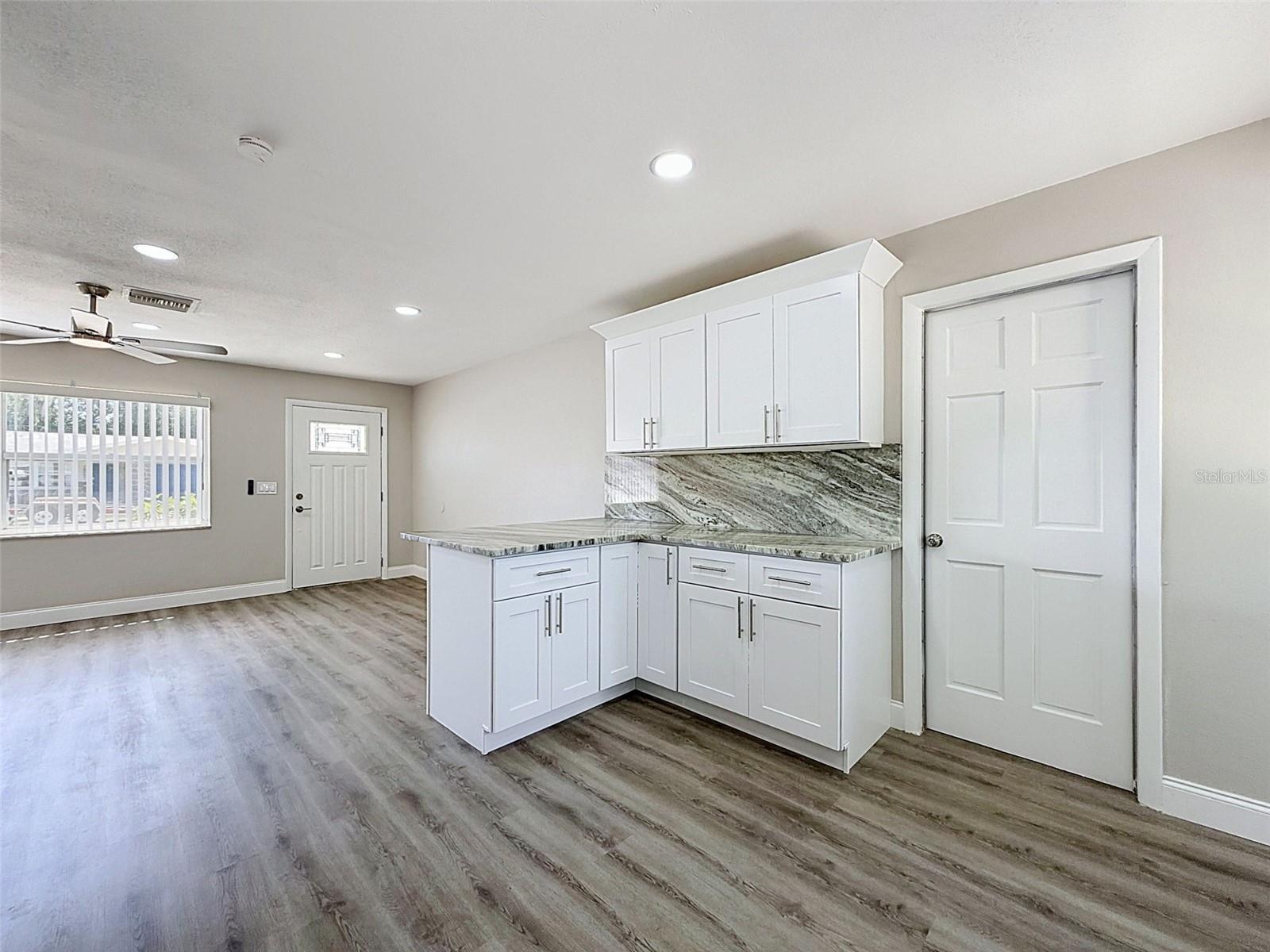 14998 MOCKINGBIRD LN — photo 11