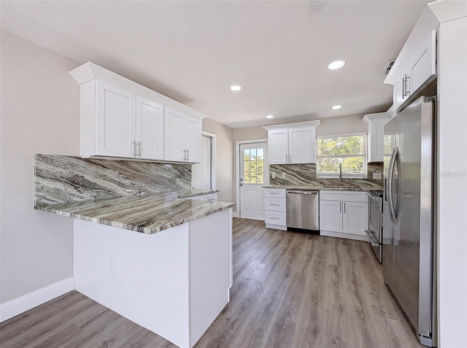 14998 MOCKINGBIRD LN — photo 8