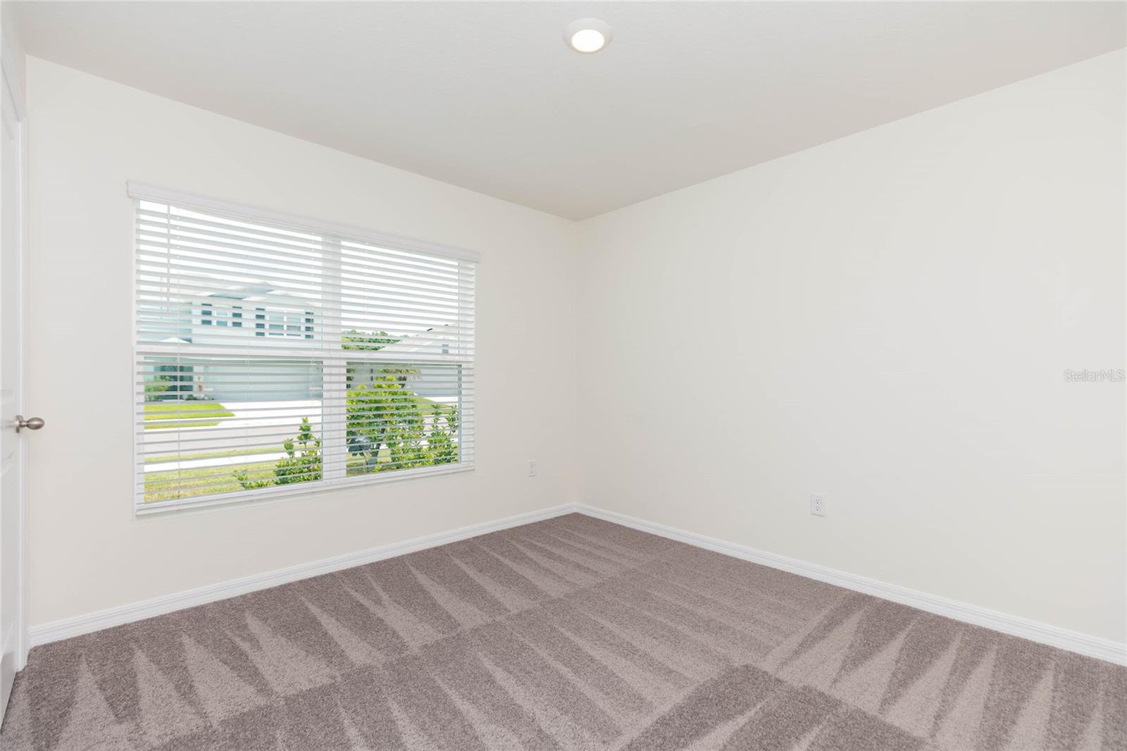 10732 CHIPPEWA DR — photo 28
