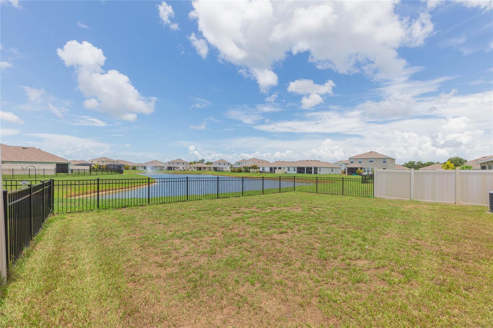 10732 CHIPPEWA DR — photo 41