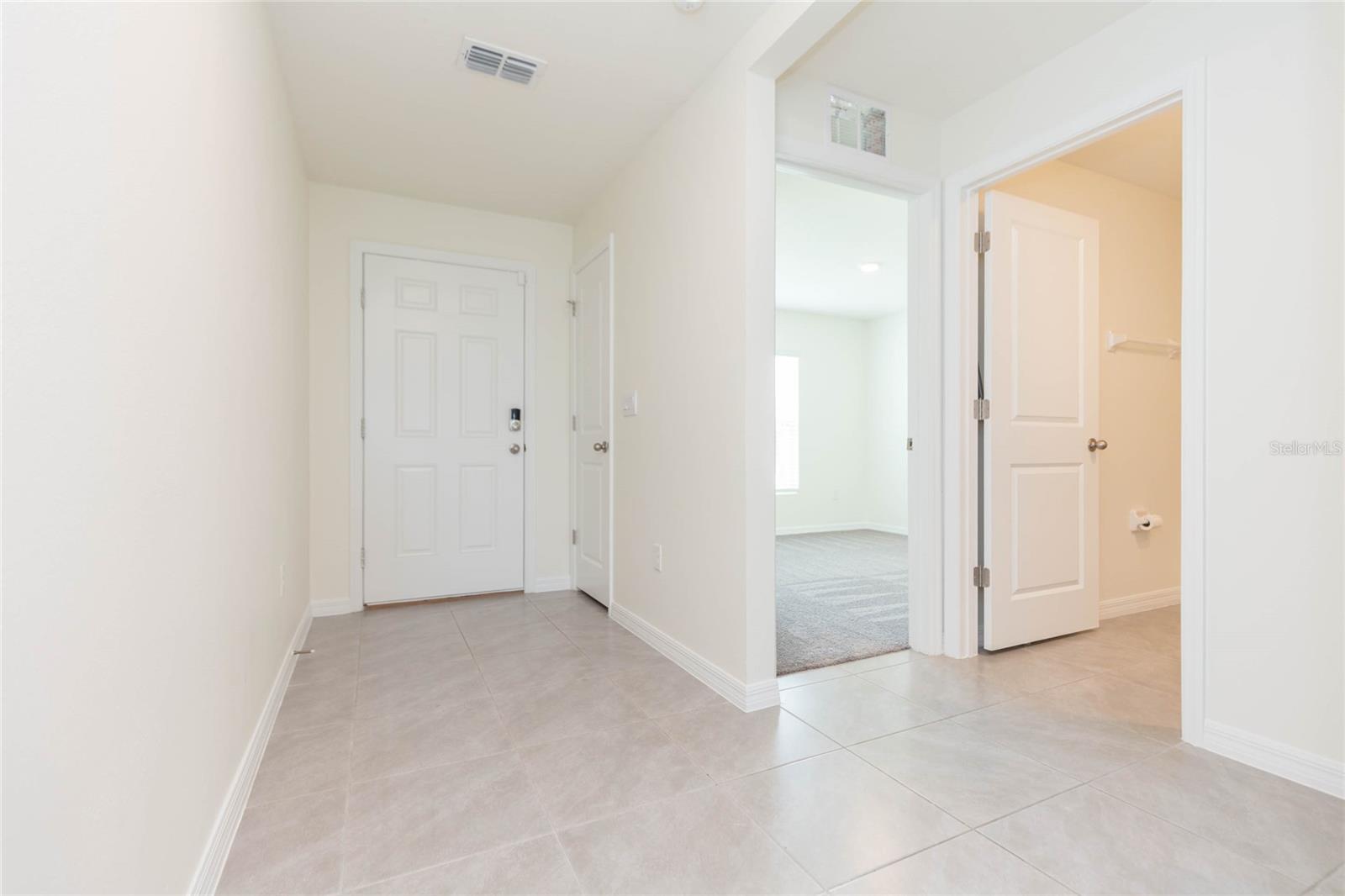 10732 CHIPPEWA DR — photo 8