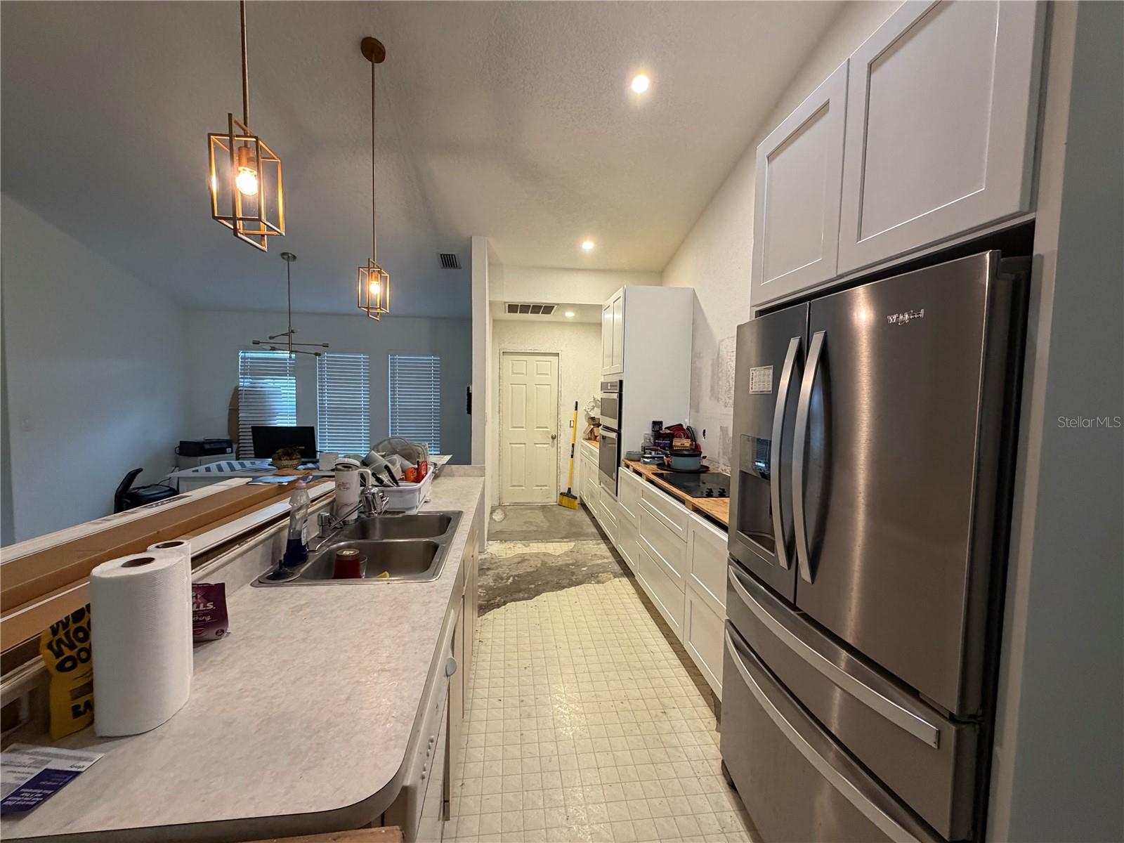 5264 BRICKELL DR — photo 2