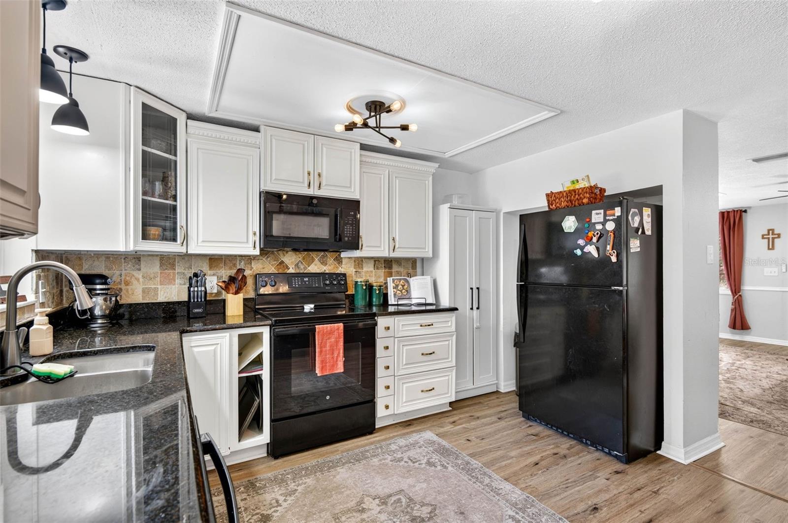 7235 ASTOR DR — photo 11