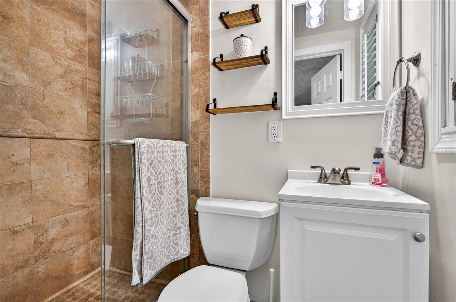 7235 ASTOR DR — photo 27